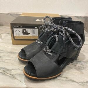 Sorel Joanie Lace Wedge Sandal -Size 7.5